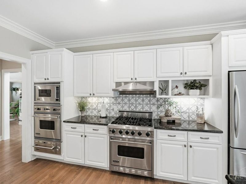 8623 Old Stone Court, Montgomery, OH 45249 Photo 29