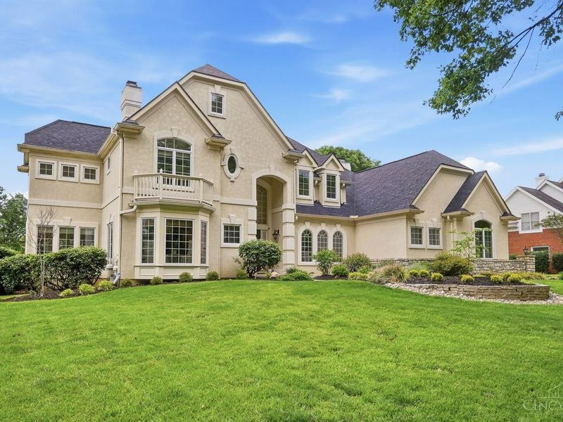 8623 Old Stone Court, Montgomery, OH 45249 Photo 3