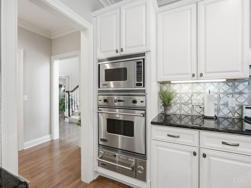 8623 Old Stone Court, Montgomery, OH 45249 Photo 31