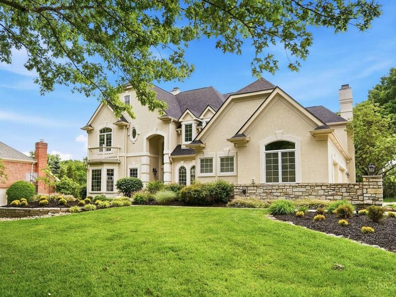 8623 Old Stone Court, Montgomery, OH 45249 Photo 4