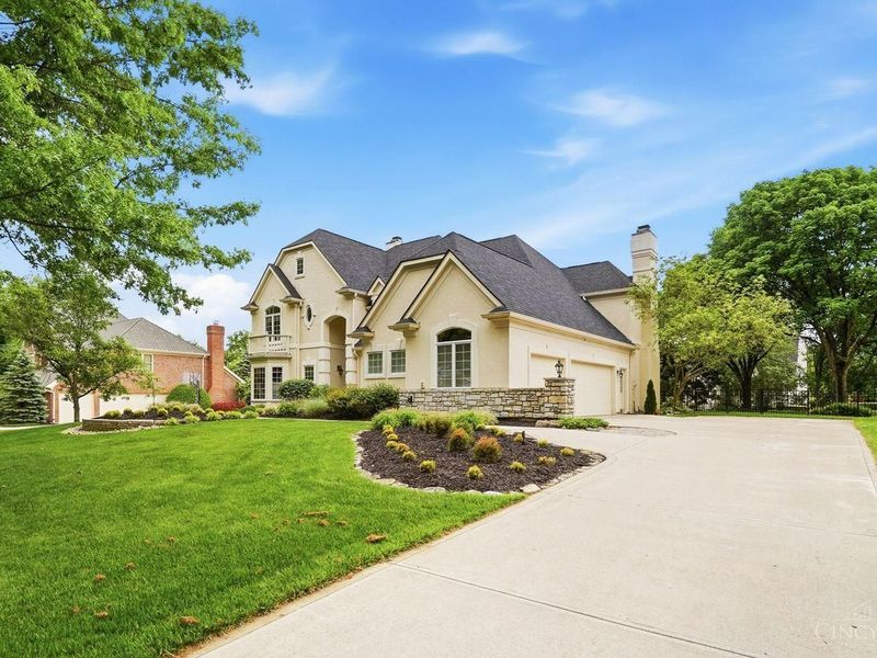8623 Old Stone Court, Montgomery, OH 45249 Photo 5