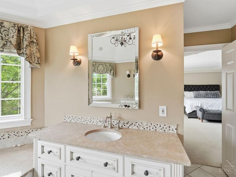 8623 Old Stone Court, Montgomery, OH 45249 Photo 64