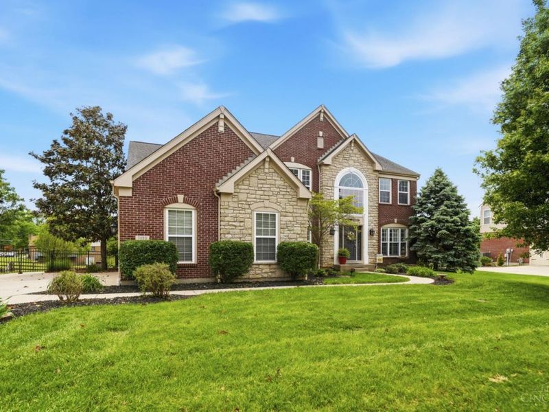 7490 Susan Springs Drive, West Chester, OH 45069 Photo 5