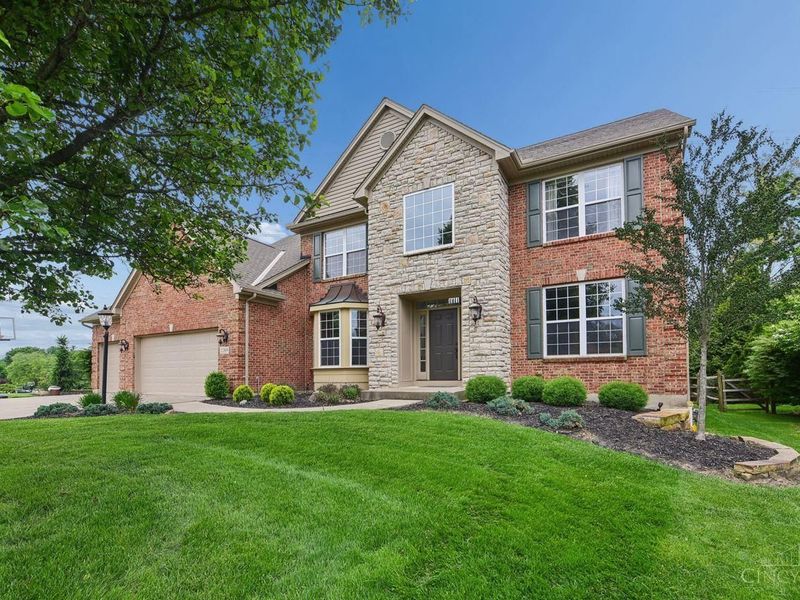2269 Shimmering Bay Lane, Anderson Twp, OH 45244 Photo 2