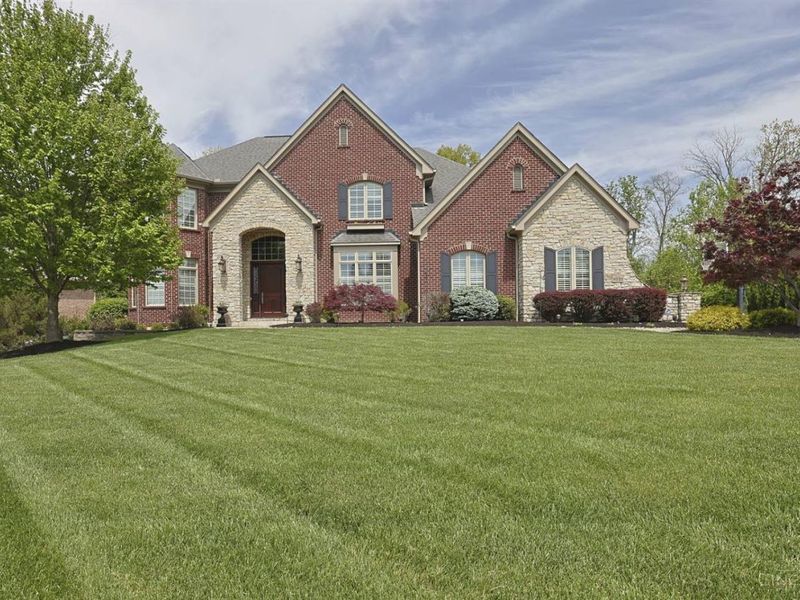 9233 Shallow Creek Drive, Symmes Township, OH 45140 Photo 1