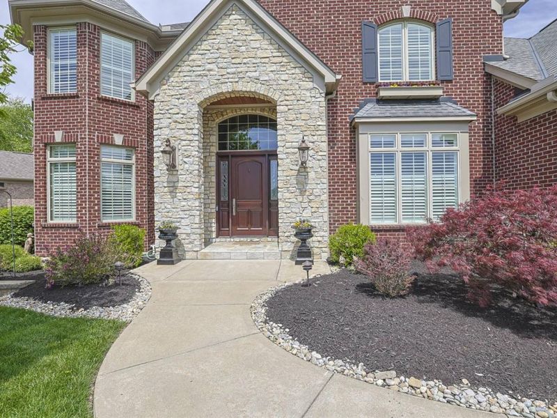 9233 Shallow Creek Drive, Symmes Township, OH 45140 Photo 3