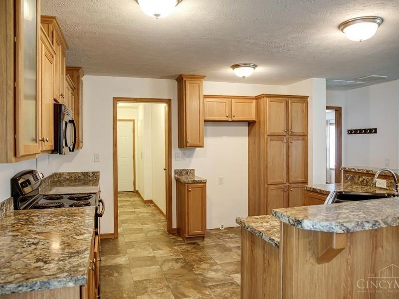 2168 St Rt 132, Goshen Twp, OH 45122 Photo 7