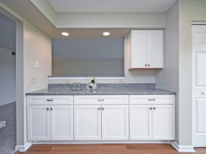 142 Palisades Point, Unit 4, Cincinnati, OH 45238 Photo 15