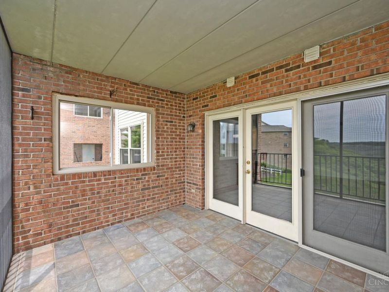 142 Palisades Point, Unit 4, Cincinnati, OH 45238 Photo 28