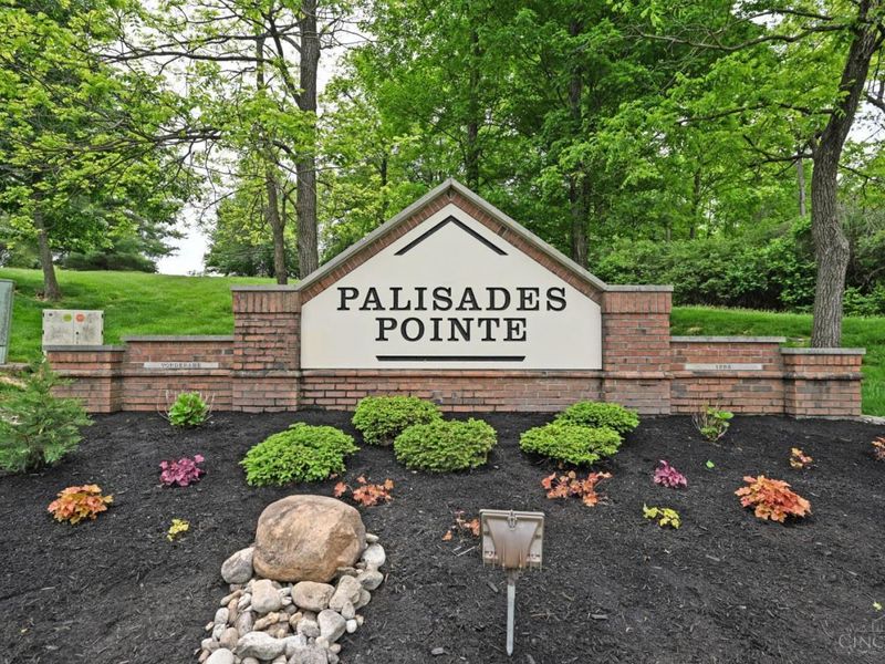 142 Palisades Point, Unit 4, Cincinnati, OH 45238 Photo 37