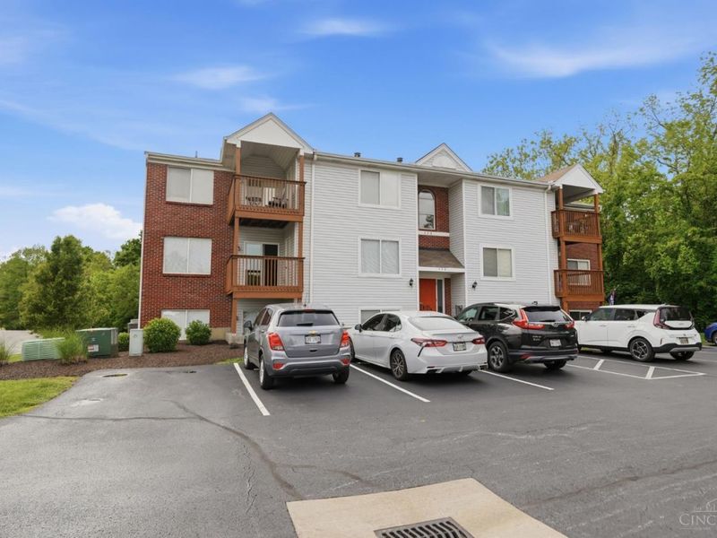 530 Aspen Glen Drive, Unit 103, Union Twp, OH 45244 Photo 3