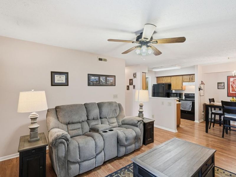 530 Aspen Glen Drive, Unit 103, Union Twp, OH 45244 Photo 7