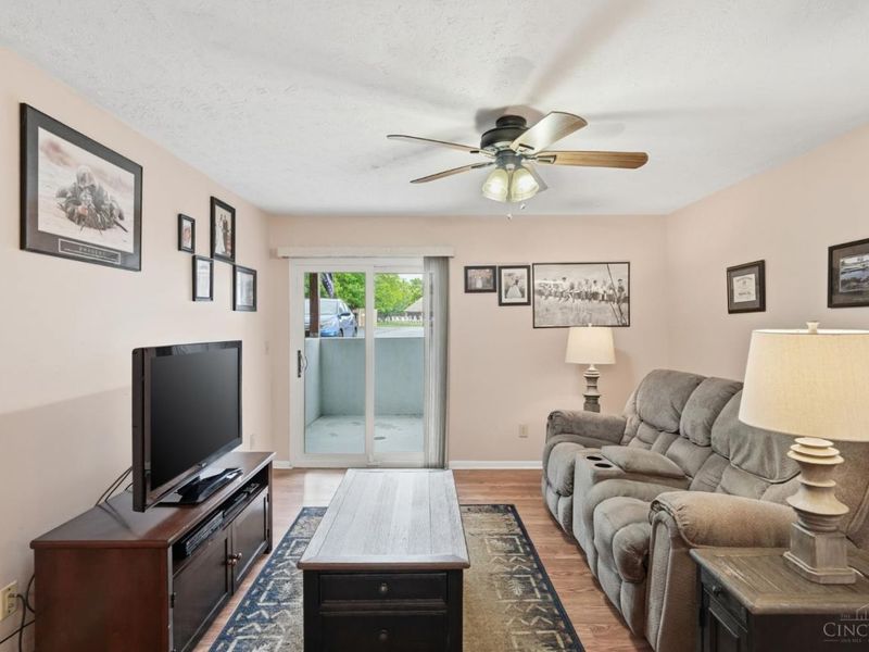 530 Aspen Glen Drive, Unit 103, Union Twp, OH 45244 Photo 8
