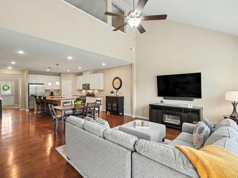 381 Turtle Creek Drive, Loveland, OH 45140 Photo 10