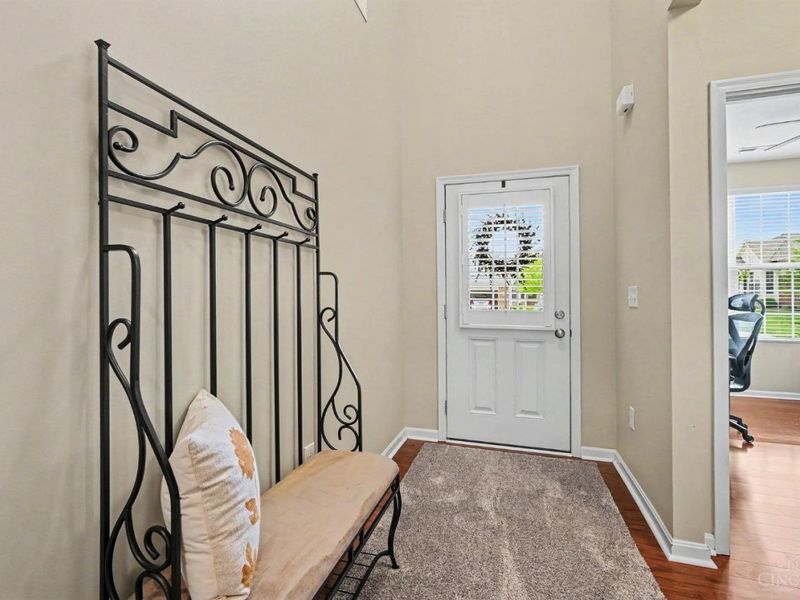 381 Turtle Creek Drive, Loveland, OH 45140 Photo 2