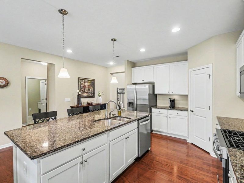 381 Turtle Creek Drive, Loveland, OH 45140 Photo 6