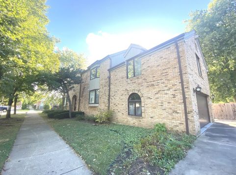 Main Photo