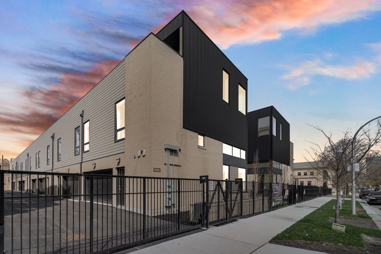 6218 S Woodlawn Avenue, Unit A, Chicago, IL 60637 Main Photo