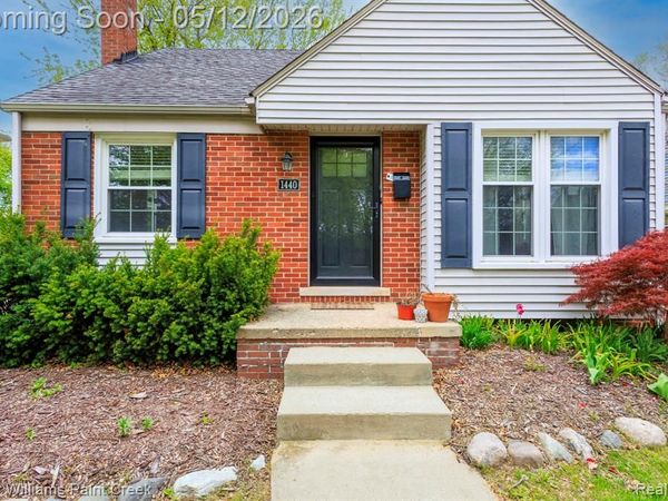 1440 Catalpa Drive, Berkley, MI 48072