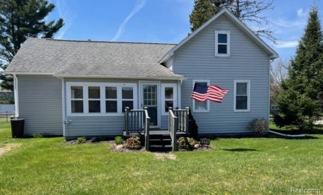 417 Locke Street, East Tawas, MI 48730 Main Photo