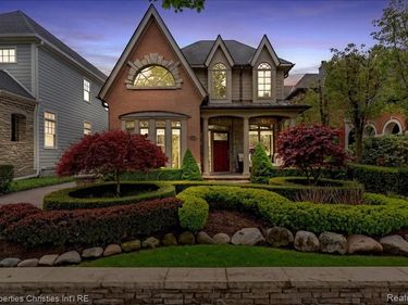 517 W Frank Street, Birmingham, MI 48009
