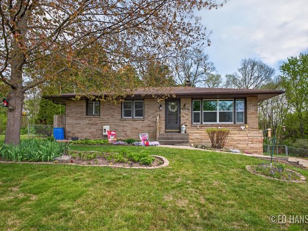 6044 Belmont Avenue NE, Belmont, MI 49306