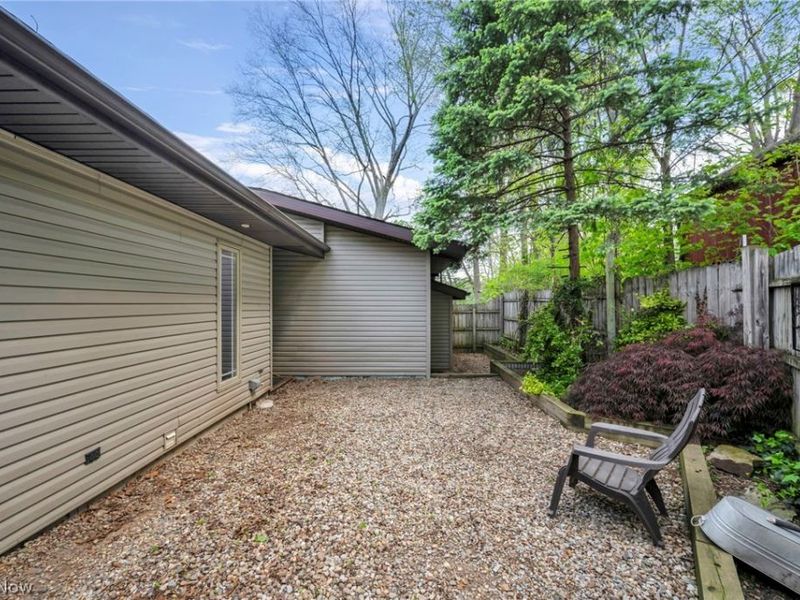 1361 Main Street, Lakemore, OH 44250 Photo 29