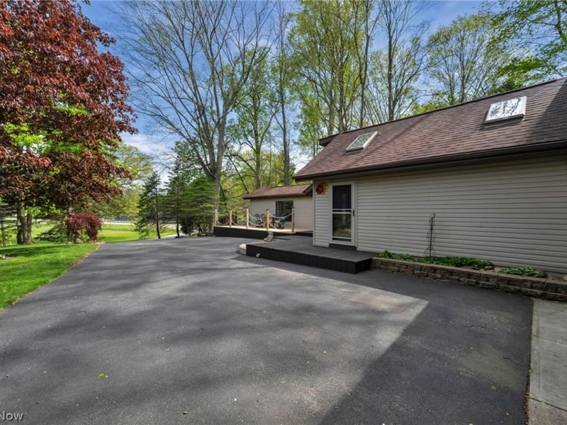 1361 Main Street, Lakemore, OH 44250 Photo 31