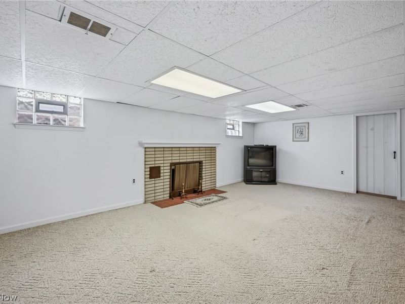 546 Perkinswood Boulevard NE, Warren, OH 44483 Photo 34