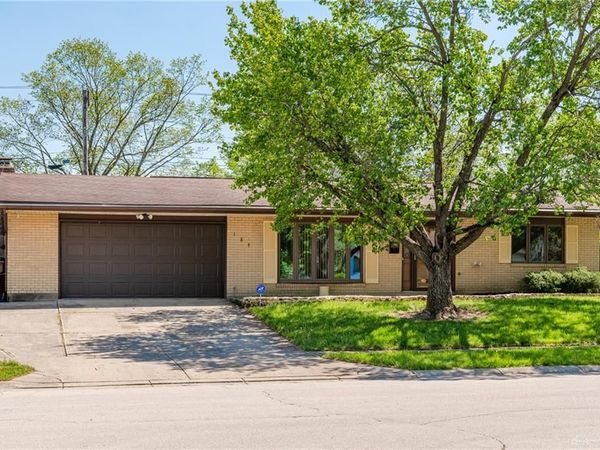 189 Katy Lane, Englewood, OH 45322