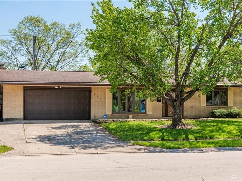 189 Katy Lane, Englewood, OH 45322 Photo 1