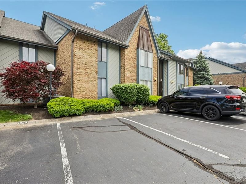1924 Washington South Drive, Unit 1924, Washington Township, OH 45458 Photo 1