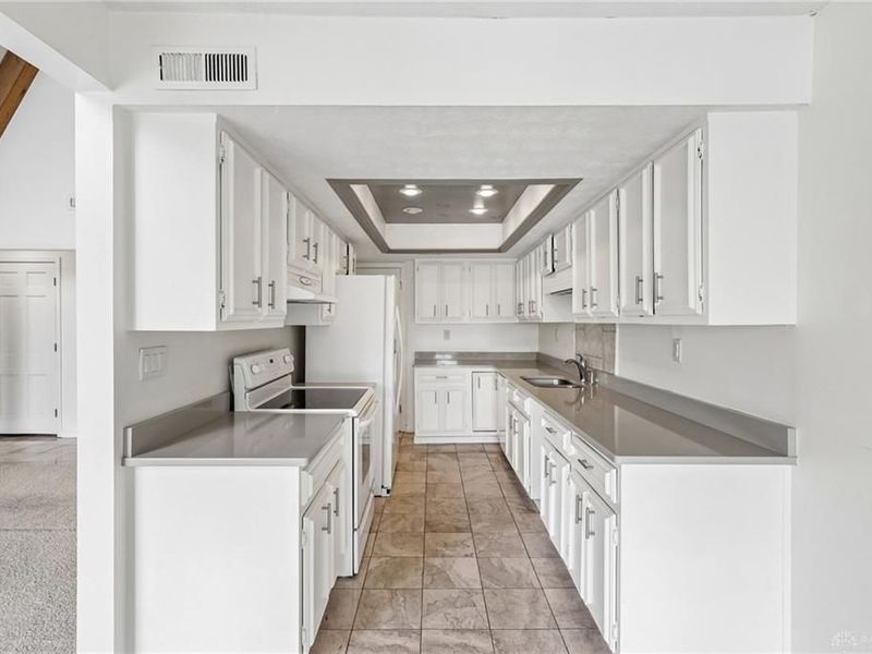 1924 Washington South Drive, Unit 1924, Washington Township, OH 45458 Photo 16