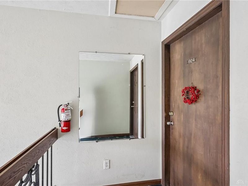 1924 Washington South Drive, Unit 1924, Washington Township, OH 45458 Photo 3