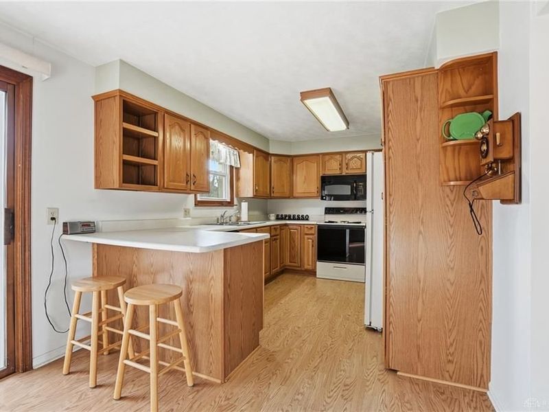 122 Parkhurst Road, Beavercreek, OH 45440 Photo 5