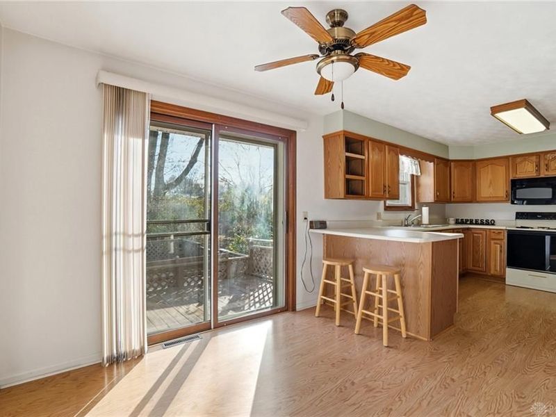 122 Parkhurst Road, Beavercreek, OH 45440 Photo 9