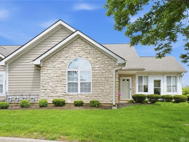 9663 Belfry Court, Centerville, OH 45458 Photo 2