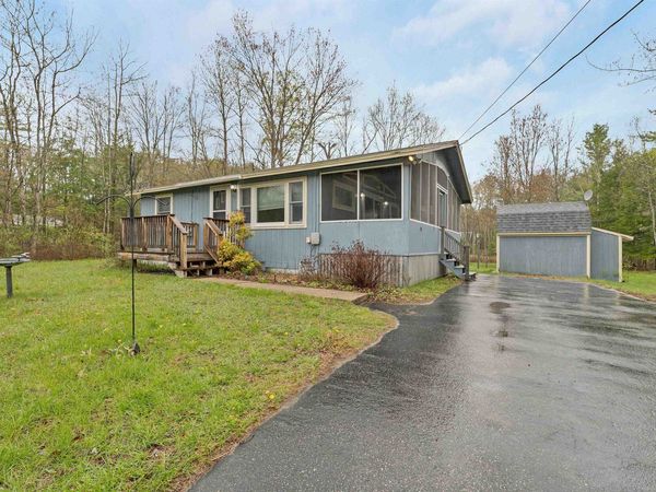 41 Franklin Pierce Drive, Webster, NH 03303
