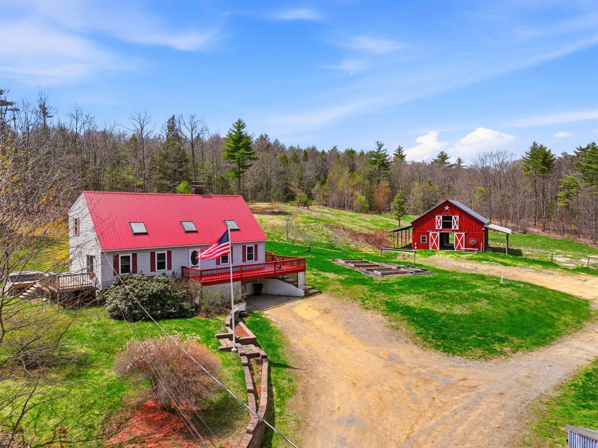 167 Rand Road, Northfield, NH 03276 Main Photo