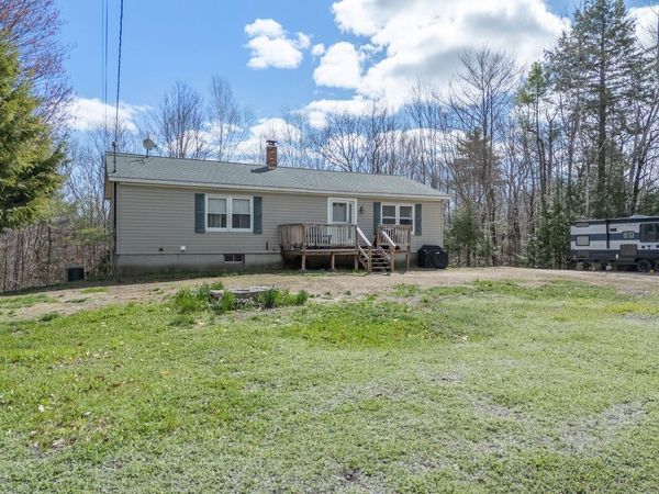 585 Bridgton Road , Sebago, ME 04029