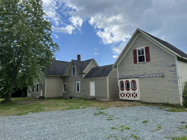 168 Guzzle Road , Gouldsboro, ME 04607