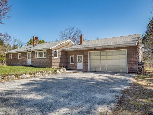 16 Mayall Road , Gray, ME 04039