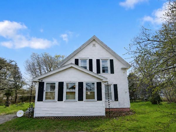 2 North Main Street , Milbridge, ME 04658