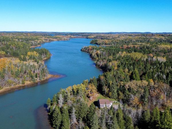 879 County Road , Lubec, ME 04652