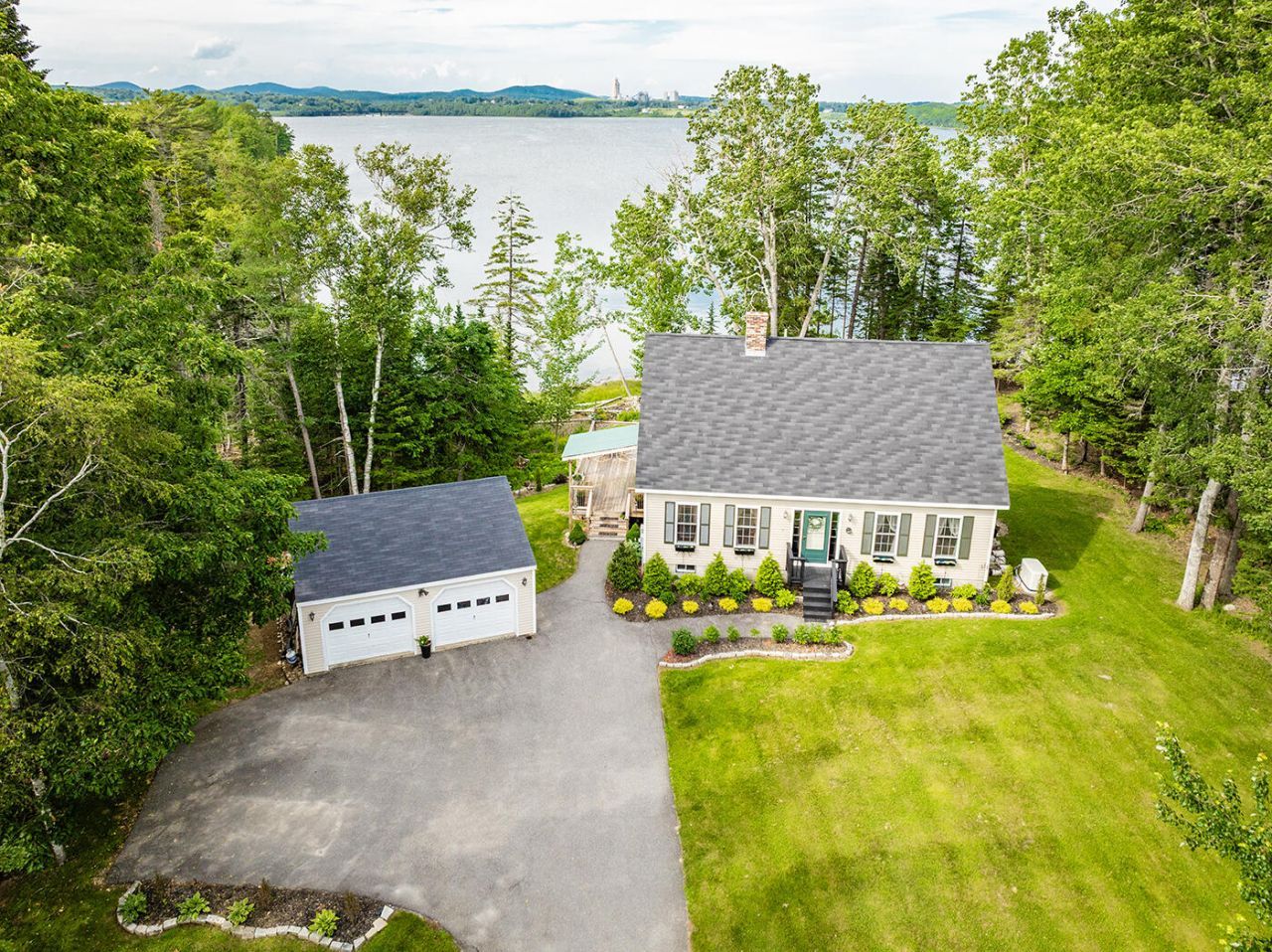 111 Ledge Road, South Thomaston, ME 04858 Main Photo