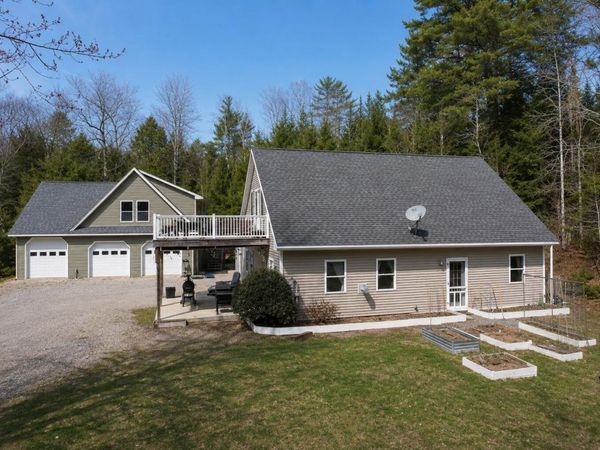 18 Deer Ridge Lane, Surry, ME 04684