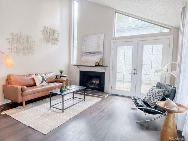 10107 E Peakview Avenue, Englewood, CO 80111