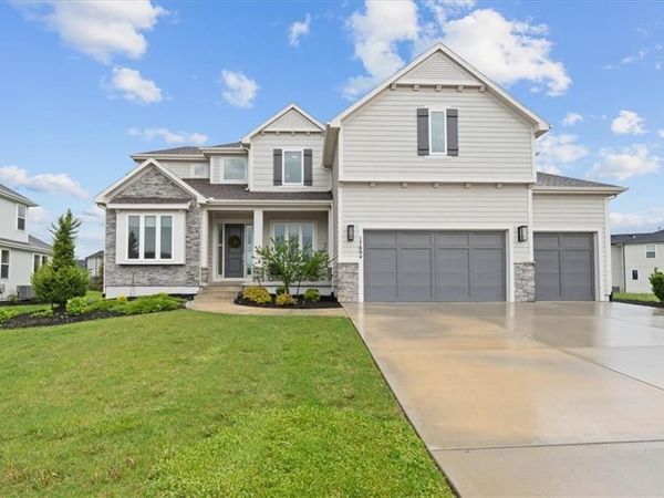 17604 High Street, Overland Park, KS 66085