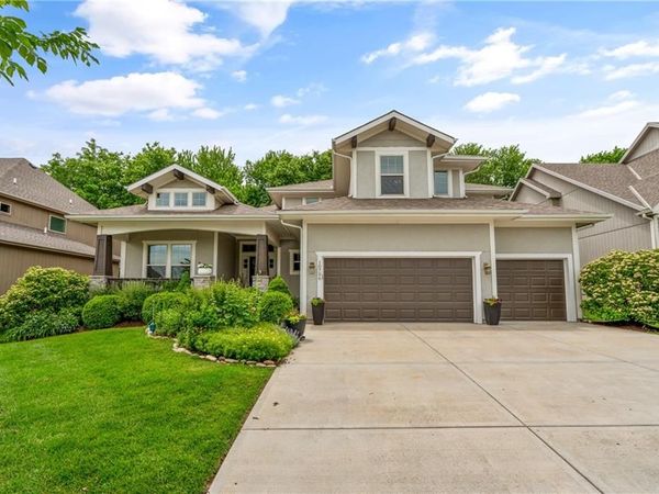 10736 S Palisade Street, Olathe, KS 66061