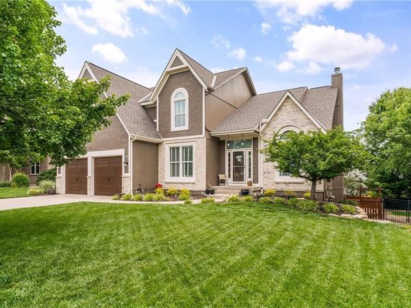 12213 Bradshaw Street, Overland Park, KS 66213